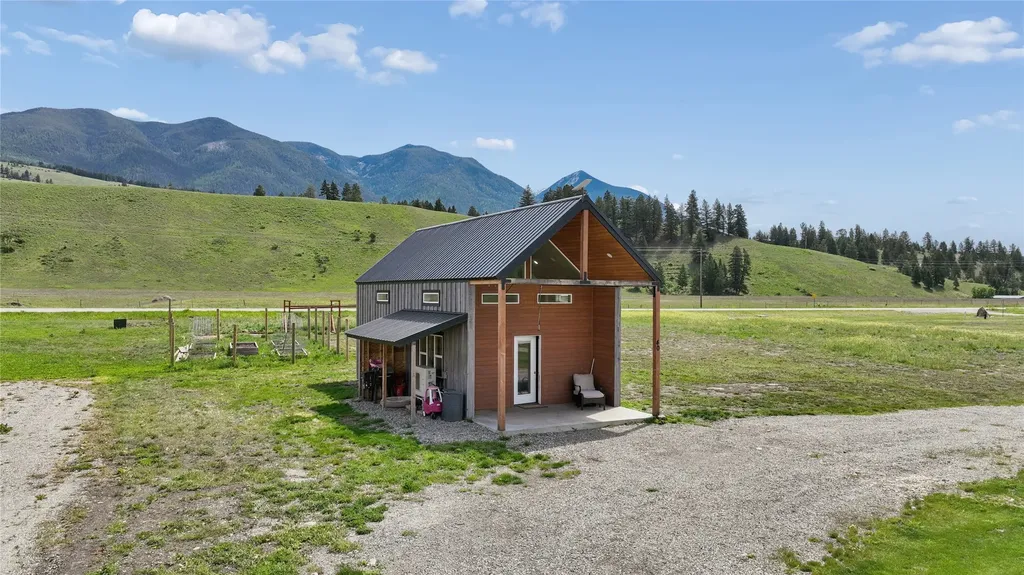 40 Moraine Drive N Eureka MT 59917