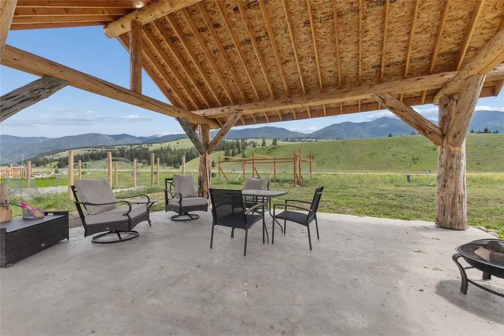 40 Moraine Drive N Eureka MT 59917