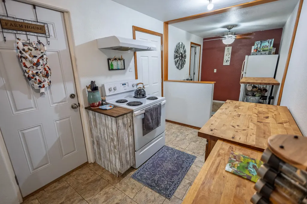 2733 Mt Highway 69 Boulder MT 59632