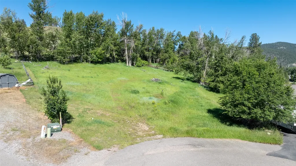 12326 Nature Court Lolo MT 59847
