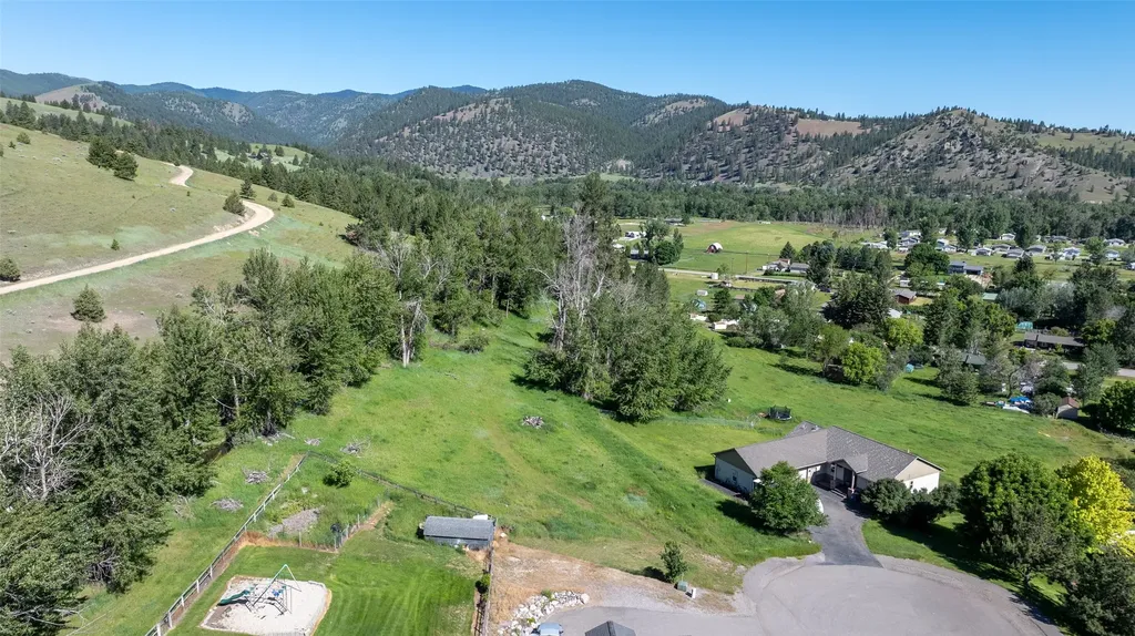 12326 Nature Court Lolo MT 59847
