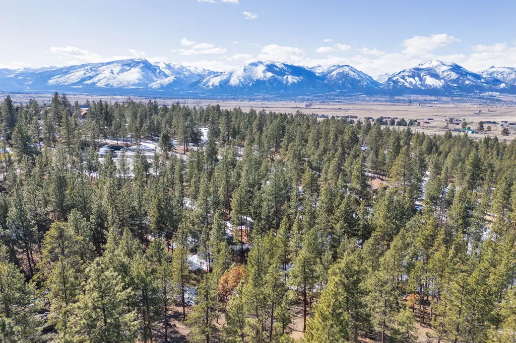 1437 Stock Farm Road Hamilton MT 59840