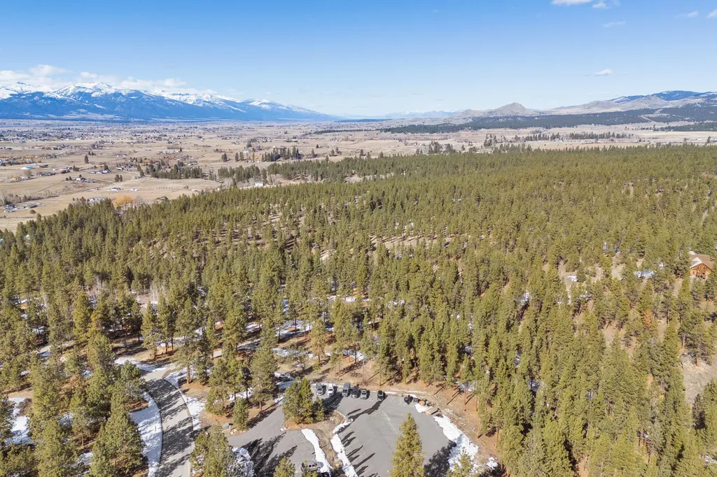 1437 Stock Farm Road Hamilton MT 59840