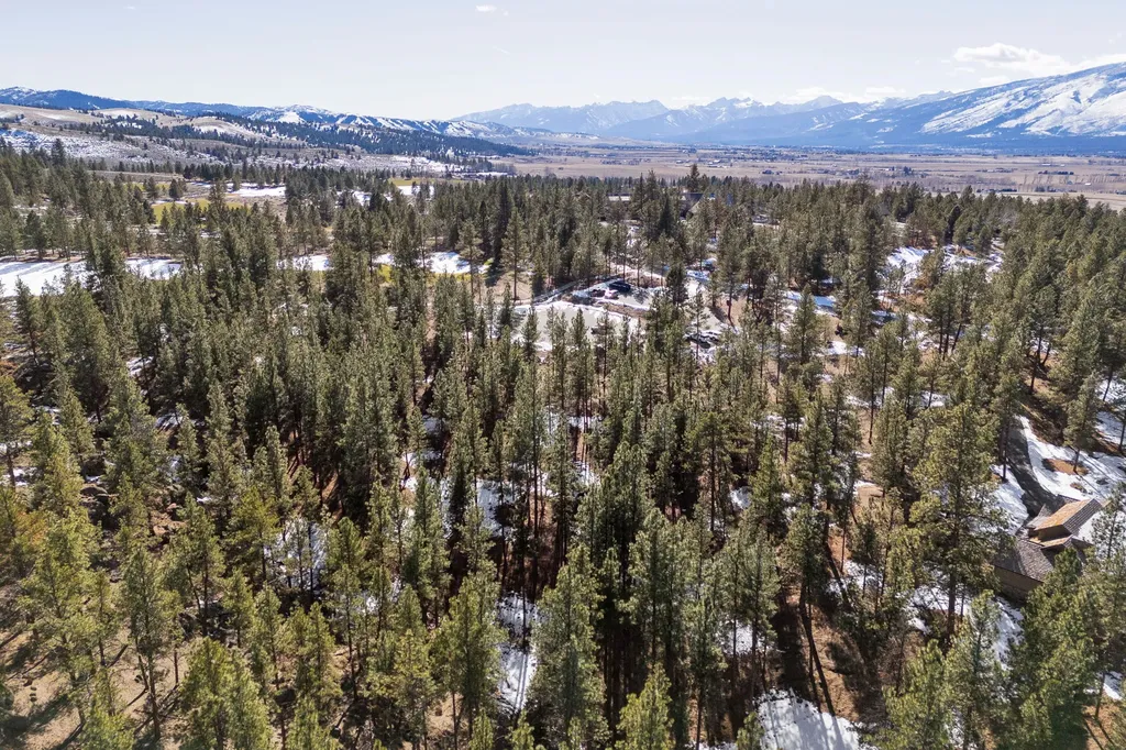 1437 Stock Farm Road Hamilton MT 59840