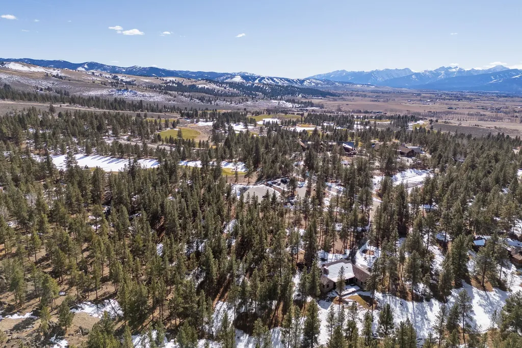 1437 Stock Farm Road Hamilton MT 59840