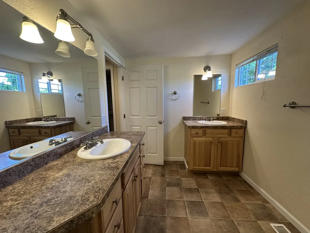 905 6th Avenue E Kalispell MT 59901