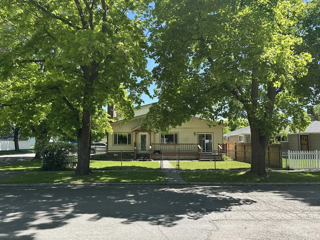 905 6th Avenue E Kalispell MT 59901