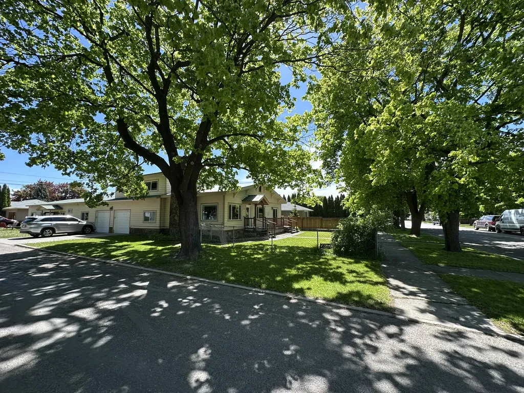 905 6th Avenue E Kalispell MT 59901