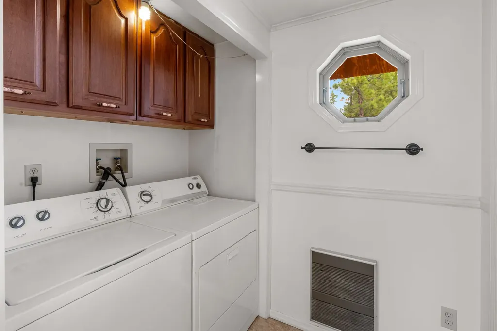 125 Golden Bear Lane Judith Gap MT 59453