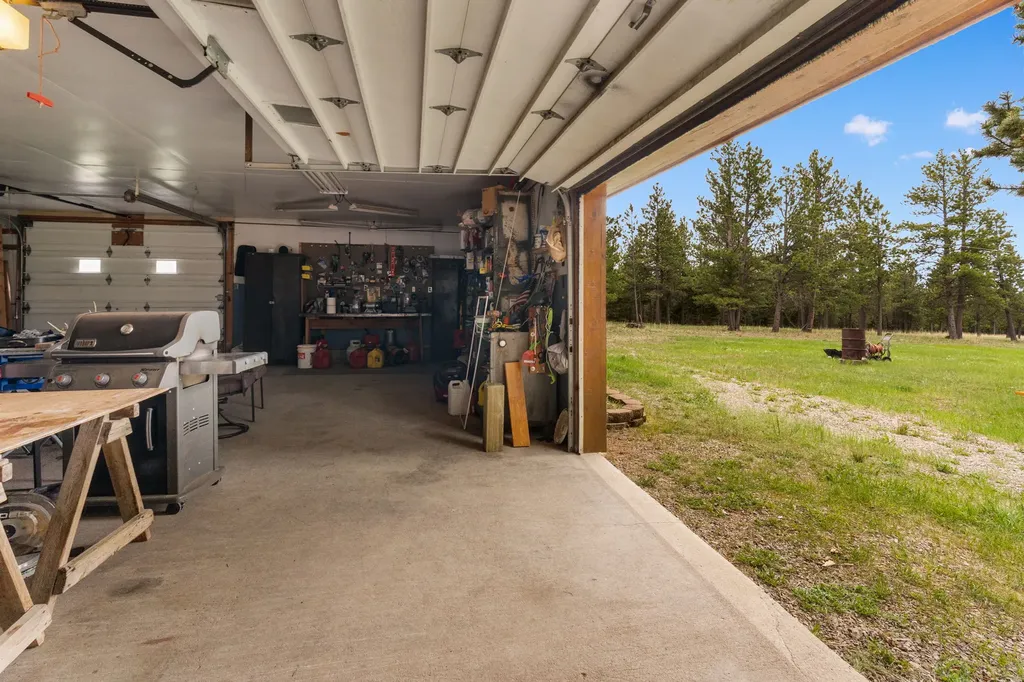 125 Golden Bear Lane Judith Gap MT 59453