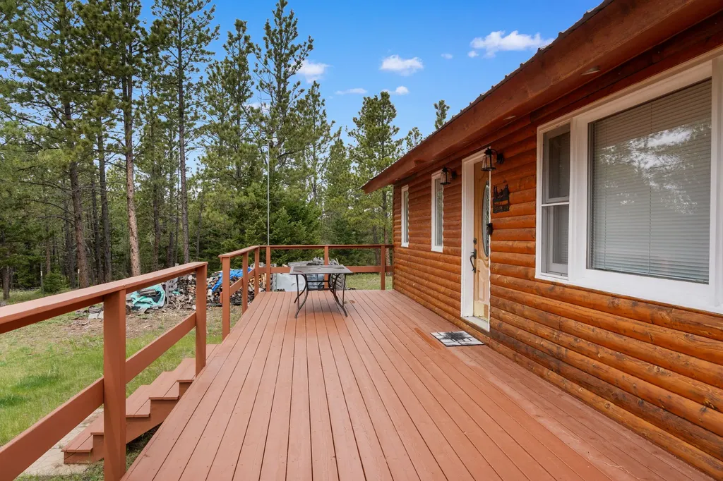 125 Golden Bear Lane Judith Gap MT 59453