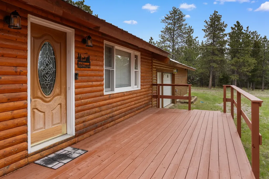 125 Golden Bear Lane Judith Gap MT 59453