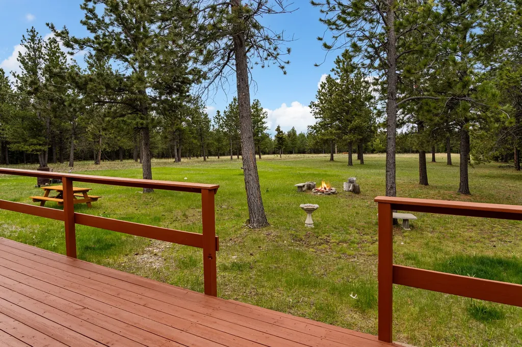 125 Golden Bear Lane Judith Gap MT 59453