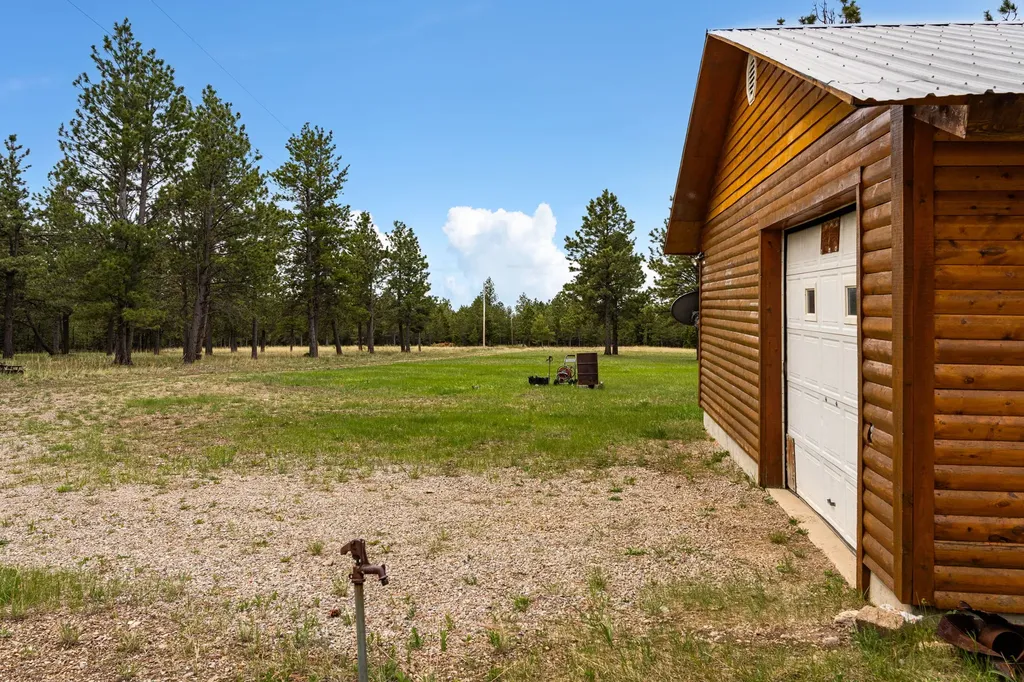 125 Golden Bear Lane Judith Gap MT 59453