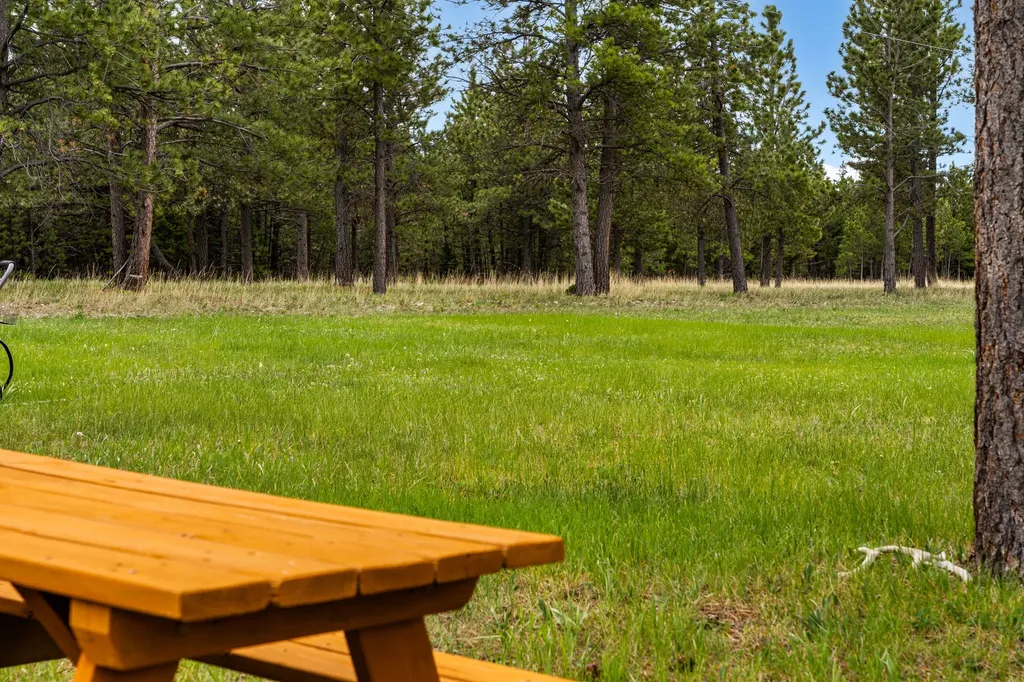 125 Golden Bear Lane Judith Gap MT 59453