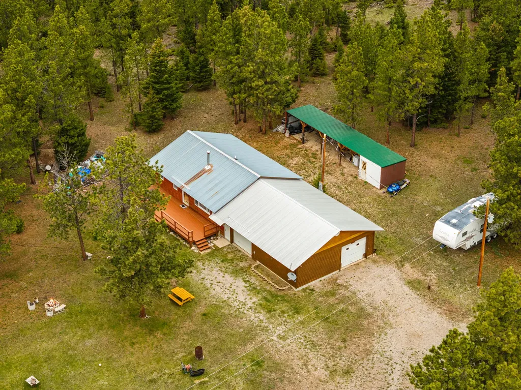 125 Golden Bear Lane Judith Gap MT 59453