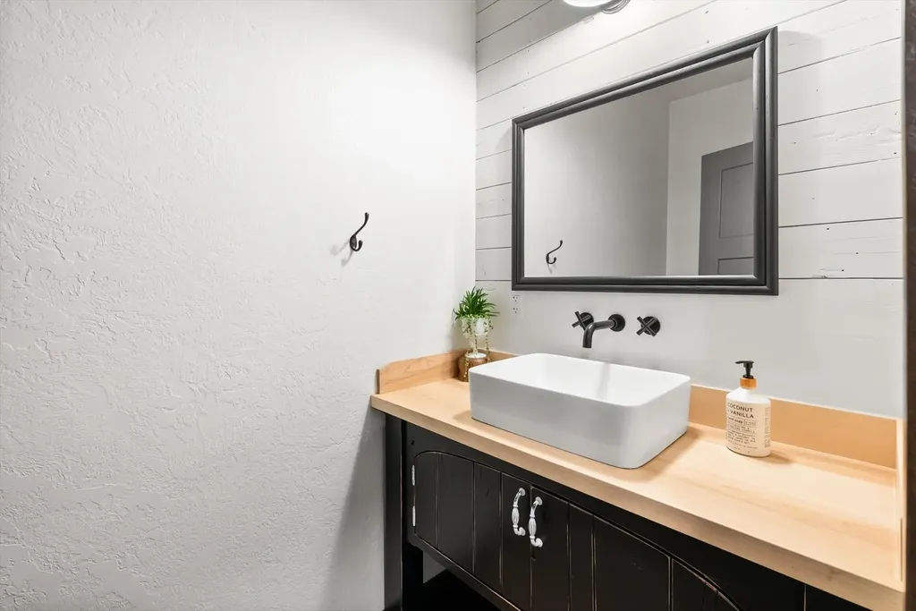 31615 Mission Creek Road St Ignatius MT 59865