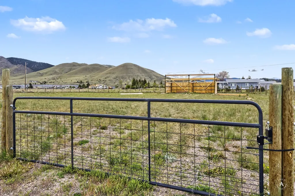 105 Susan Court Helena MT 59602