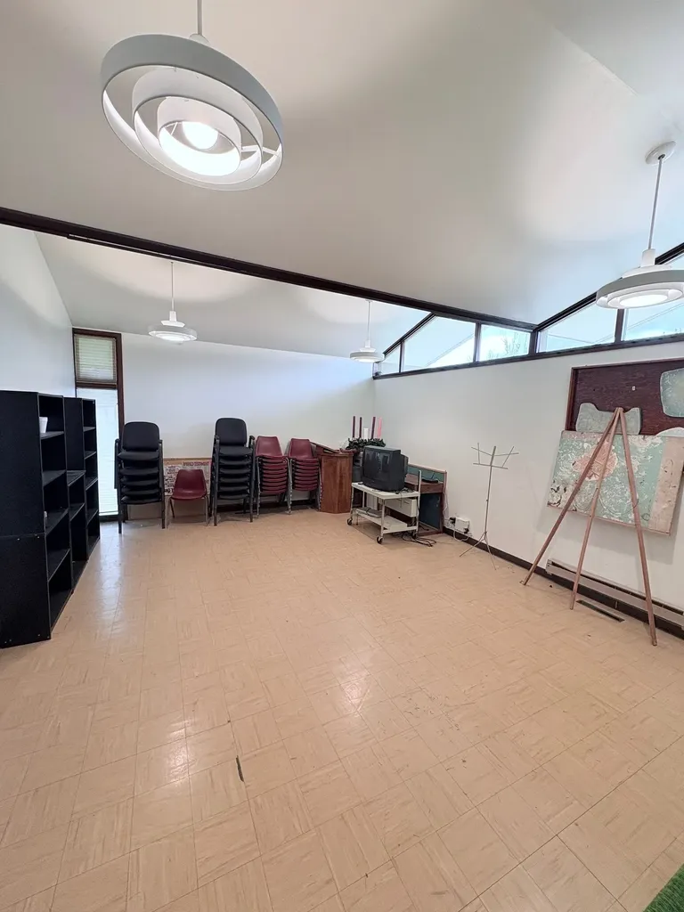 209 1st Street Hingham MT 59528