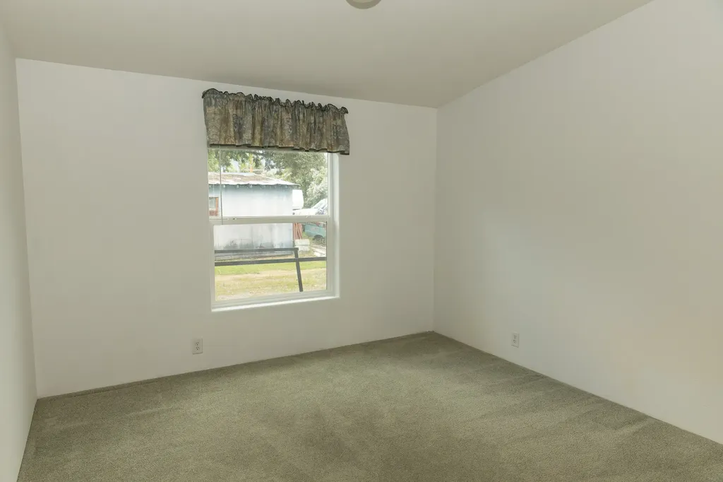 516 W 4th Street Libby MT 59923