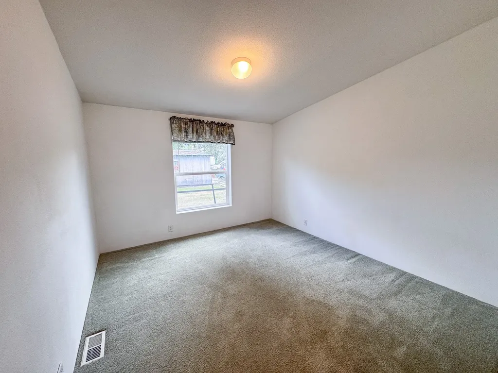 516 W 4th Street Libby MT 59923