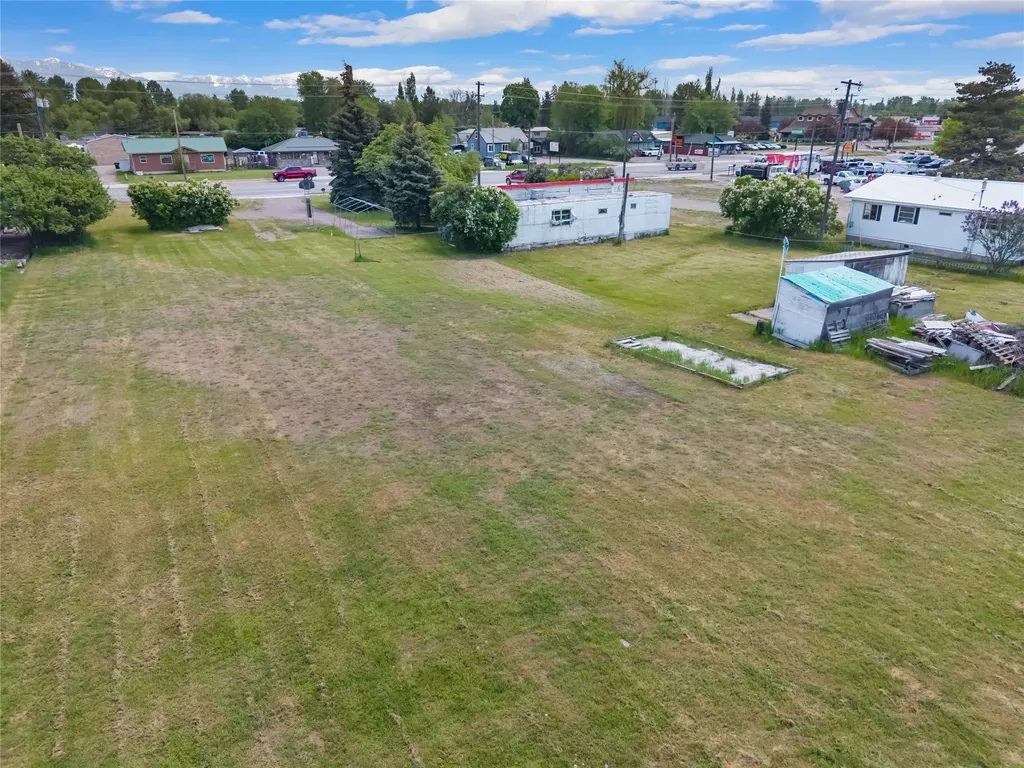 2108 1/2 Us Hwy 2 E Kalispell MT 59901