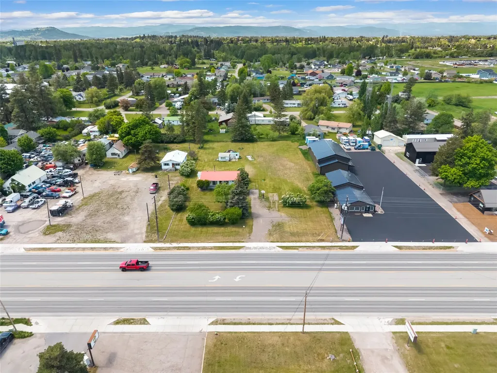 2108 1/2 Us Hwy 2 E Kalispell MT 59901