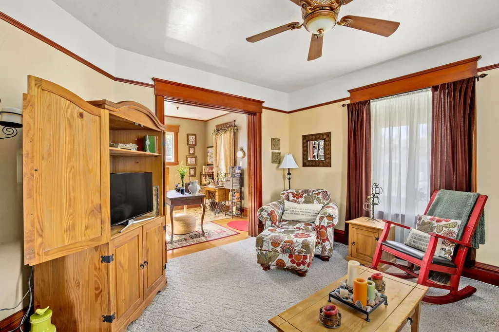 701 8th Avenue N Great Falls MT 59401