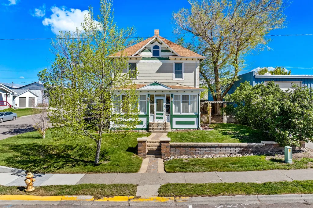 701 8th Avenue N Great Falls MT 59401