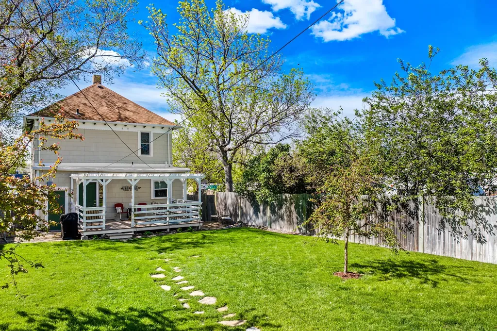 701 8th Avenue N Great Falls MT 59401
