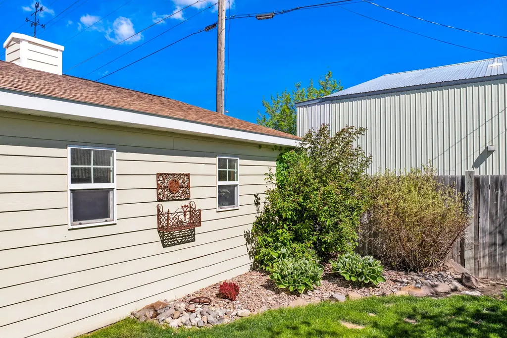 701 8th Avenue N Great Falls MT 59401