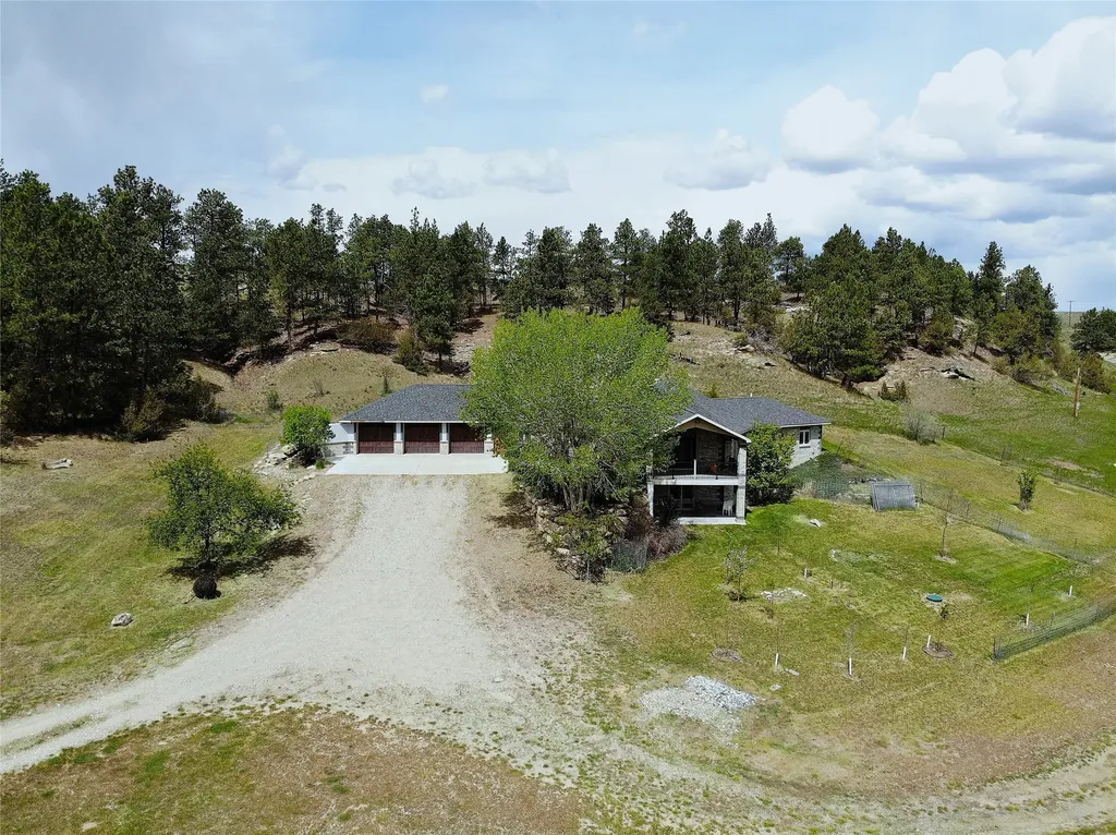 505 Fifth Avenue W Ryegate MT 59074