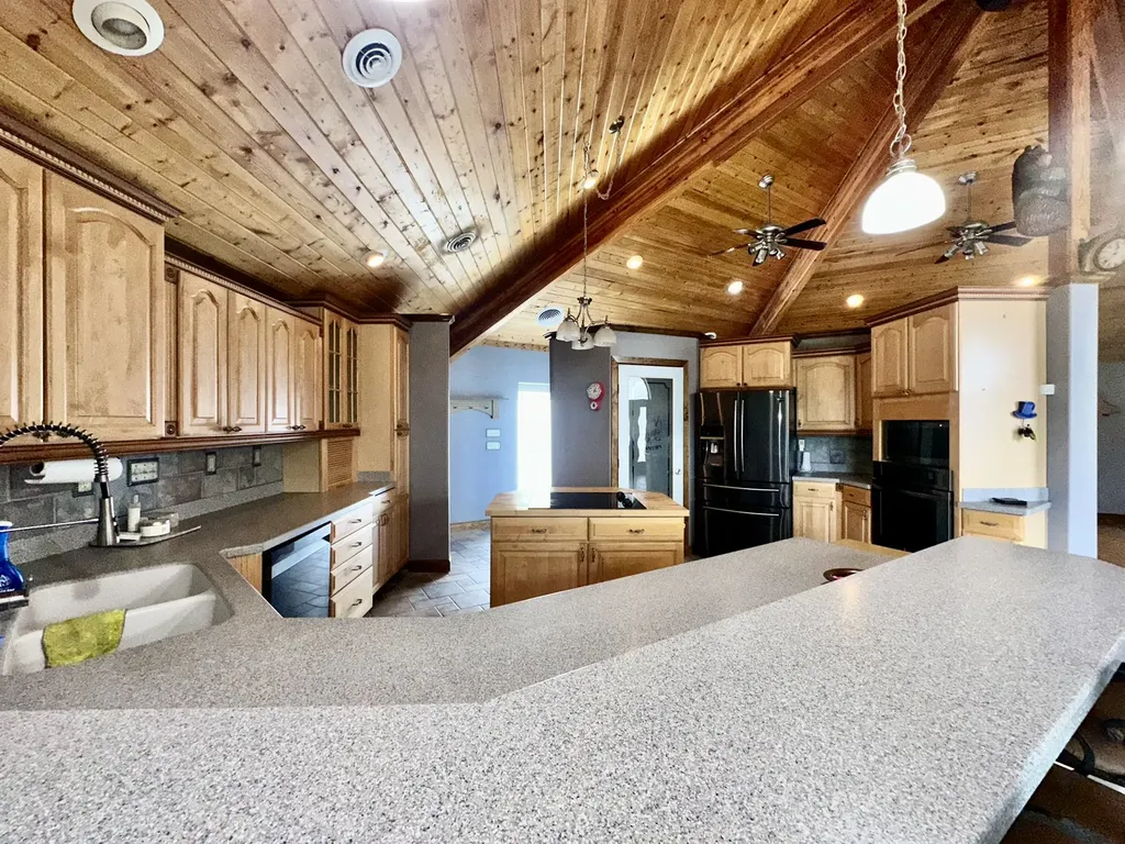 505 Fifth Avenue W Ryegate MT 59074