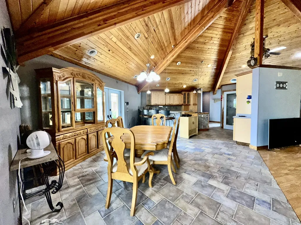 505 Fifth Avenue W Ryegate MT 59074
