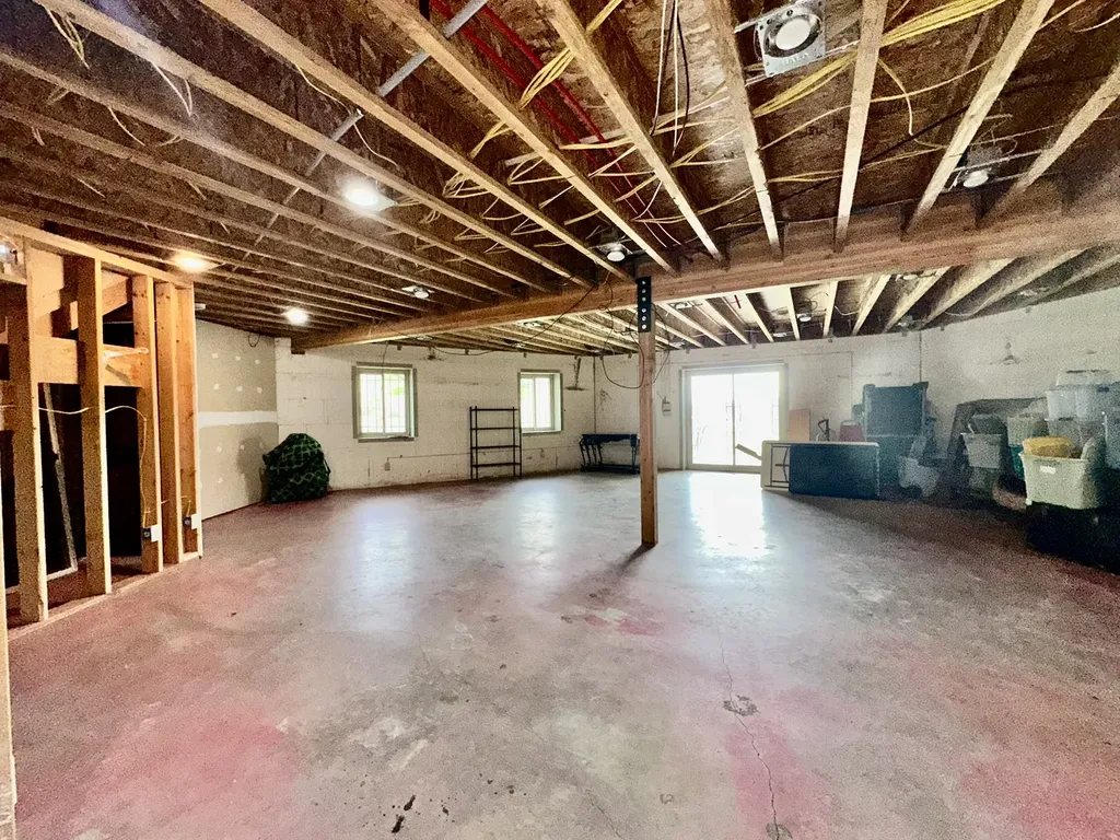 505 Fifth Avenue W Ryegate MT 59074