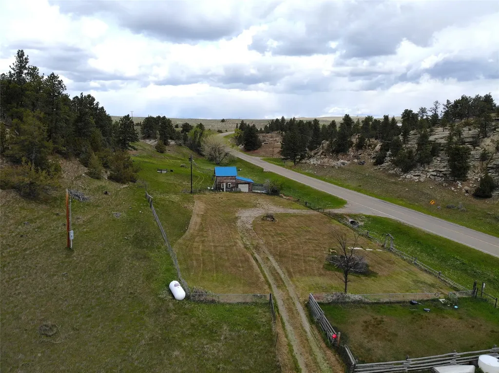 505 Fifth Avenue W Ryegate MT 59074