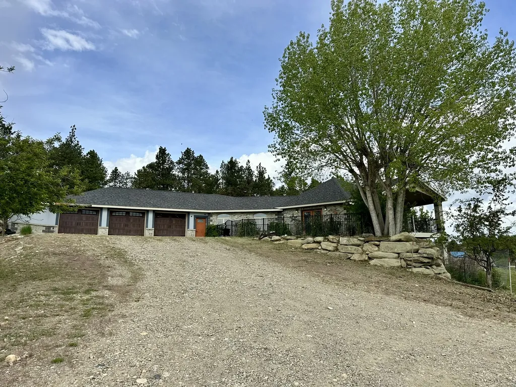 505 Fifth Avenue W Ryegate MT 59074