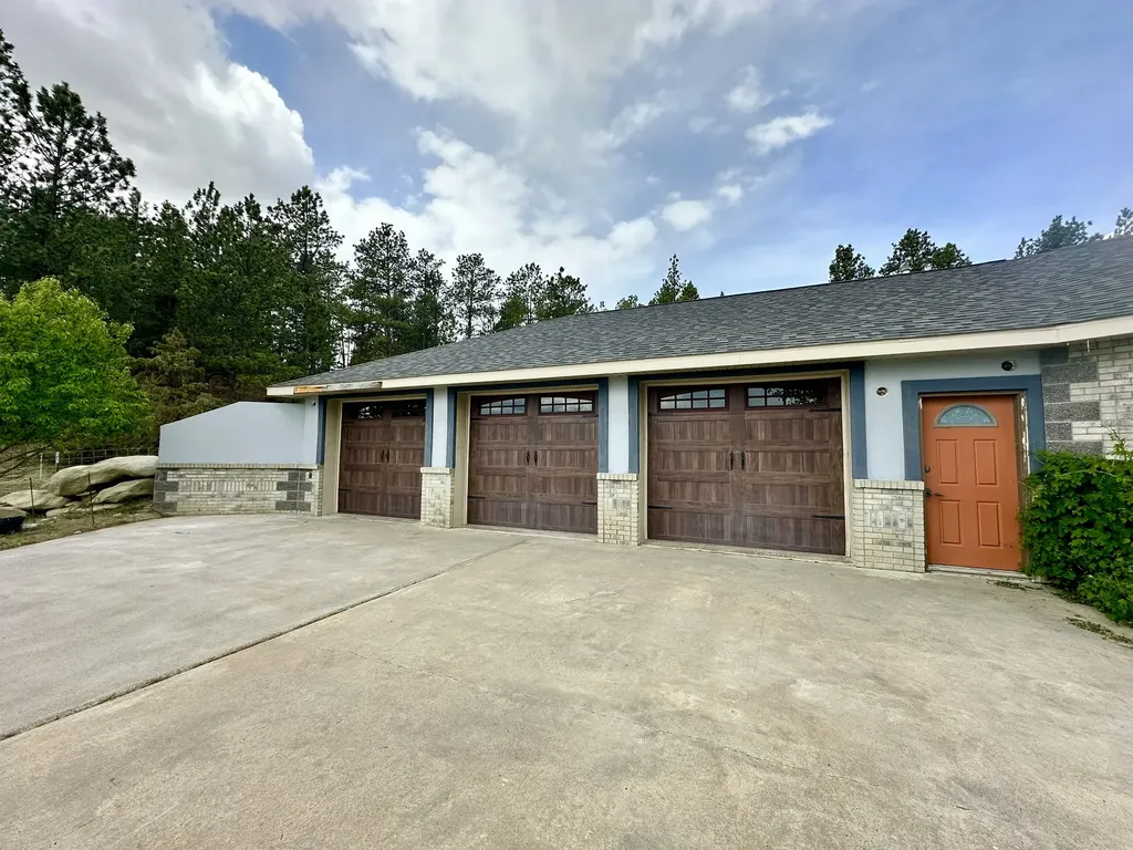 505 Fifth Avenue W Ryegate MT 59074