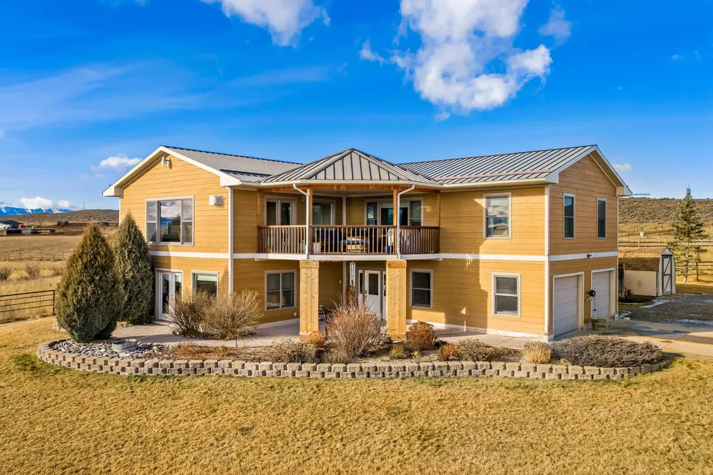 10 Windmill Lane Wilsall MT 59086