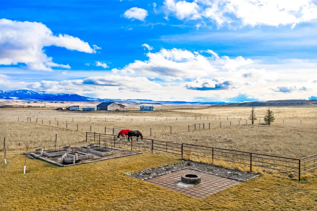 10 Windmill Lane Wilsall MT 59086