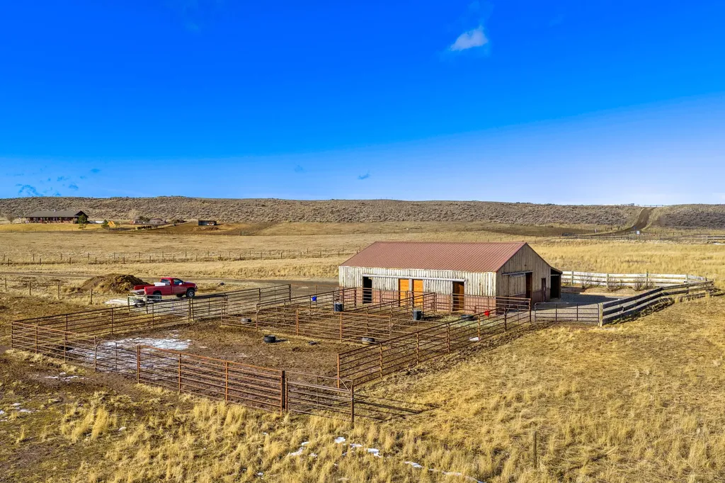 10 Windmill Lane Wilsall MT 59086