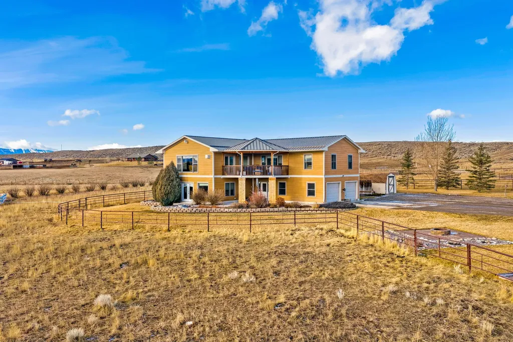 10 Windmill Lane Wilsall MT 59086