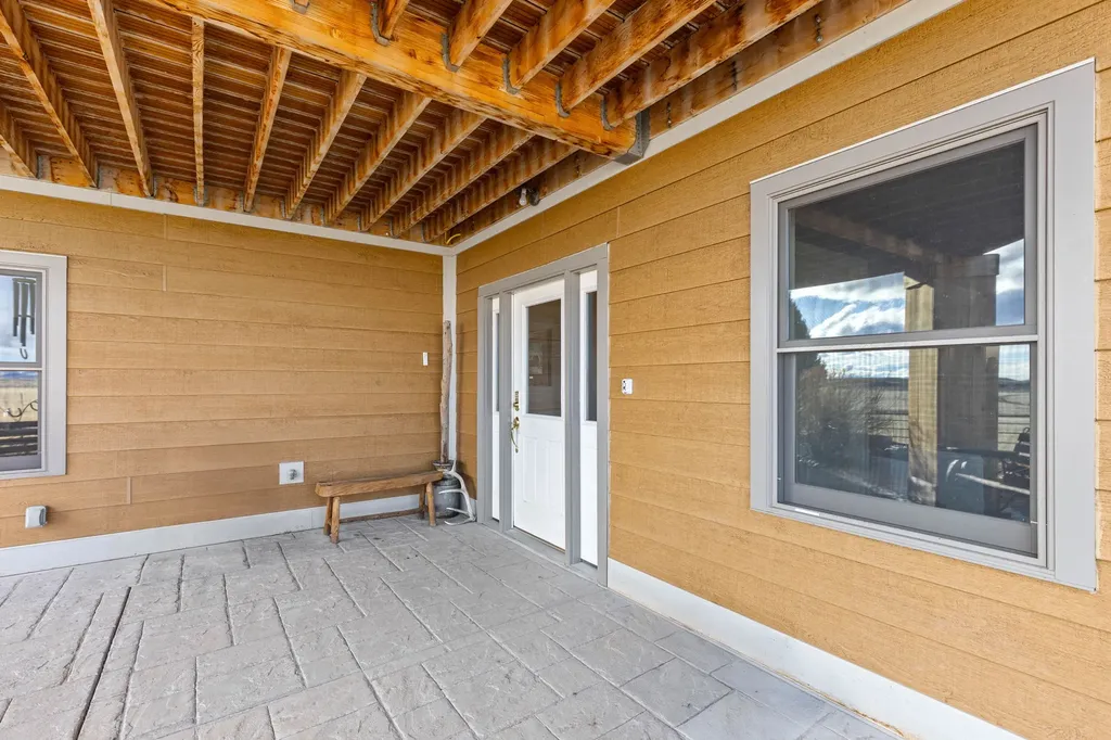 10 Windmill Lane Wilsall MT 59086