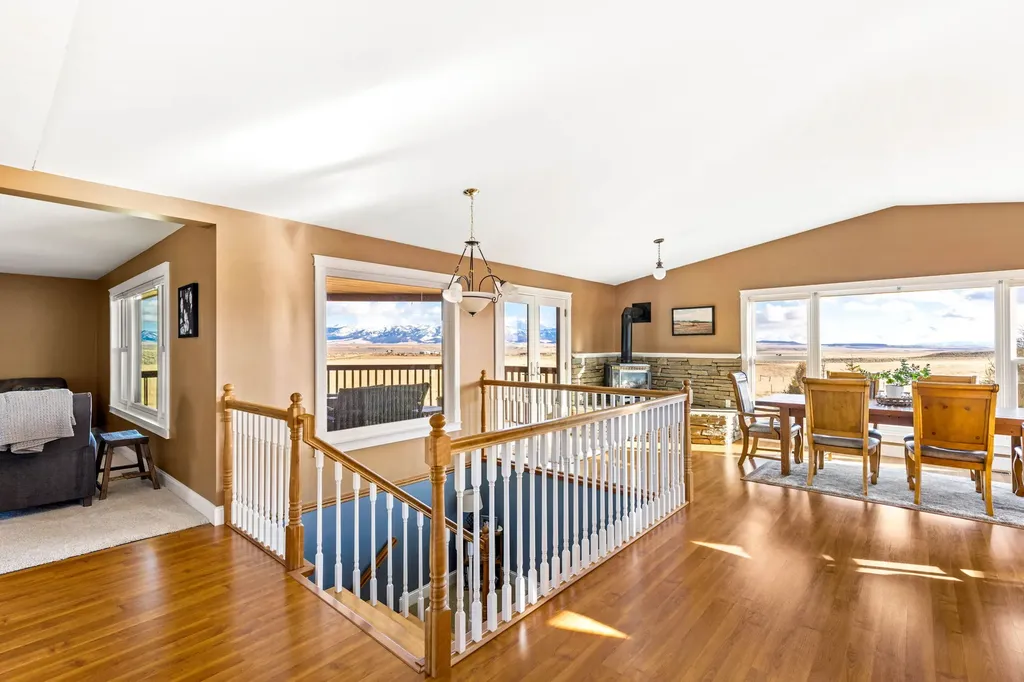 10 Windmill Lane Wilsall MT 59086