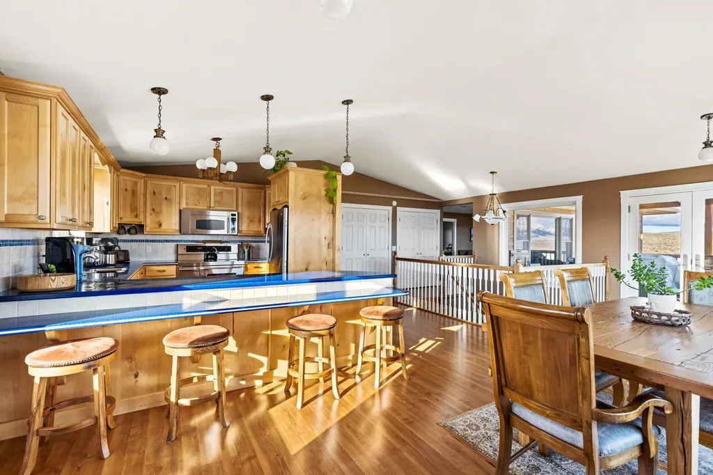 10 Windmill Lane Wilsall MT 59086