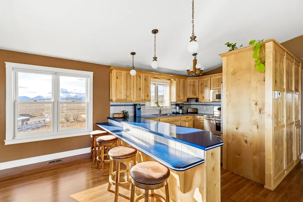 10 Windmill Lane Wilsall MT 59086