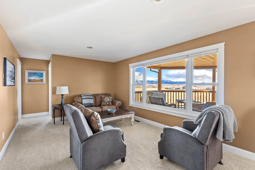 10 Windmill Lane Wilsall MT 59086