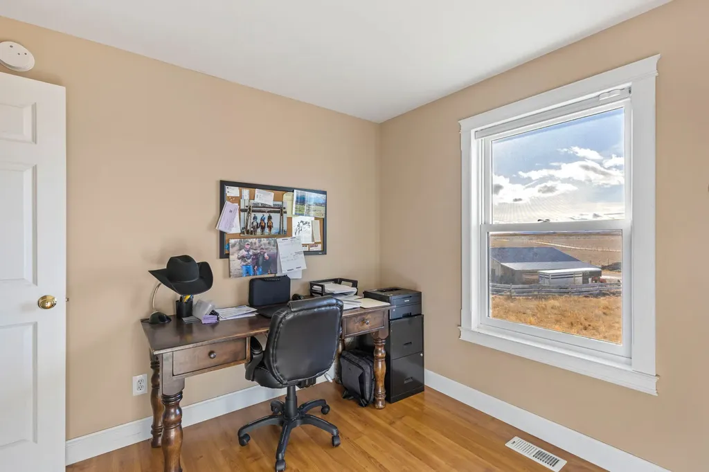 10 Windmill Lane Wilsall MT 59086
