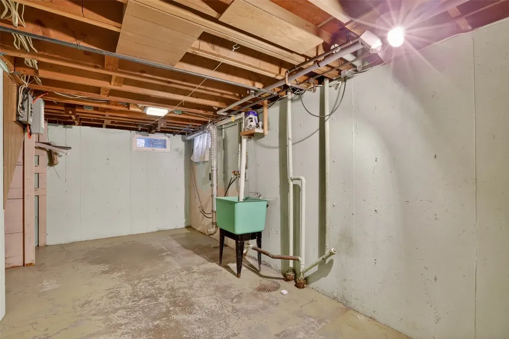 104 Riverview 5 E Great Falls MT 59404