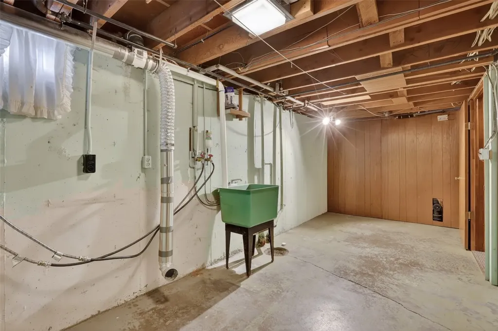 104 Riverview 5 E Great Falls MT 59404